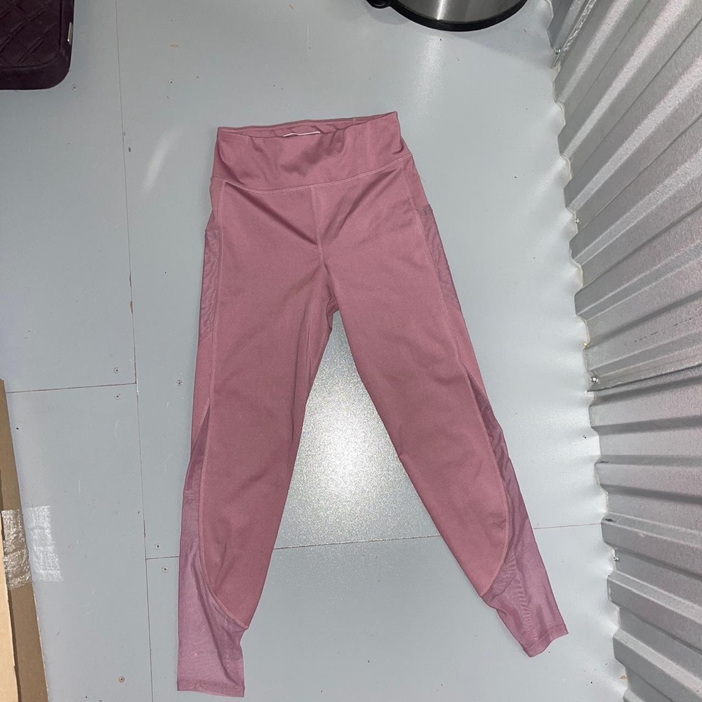 Pink leggings